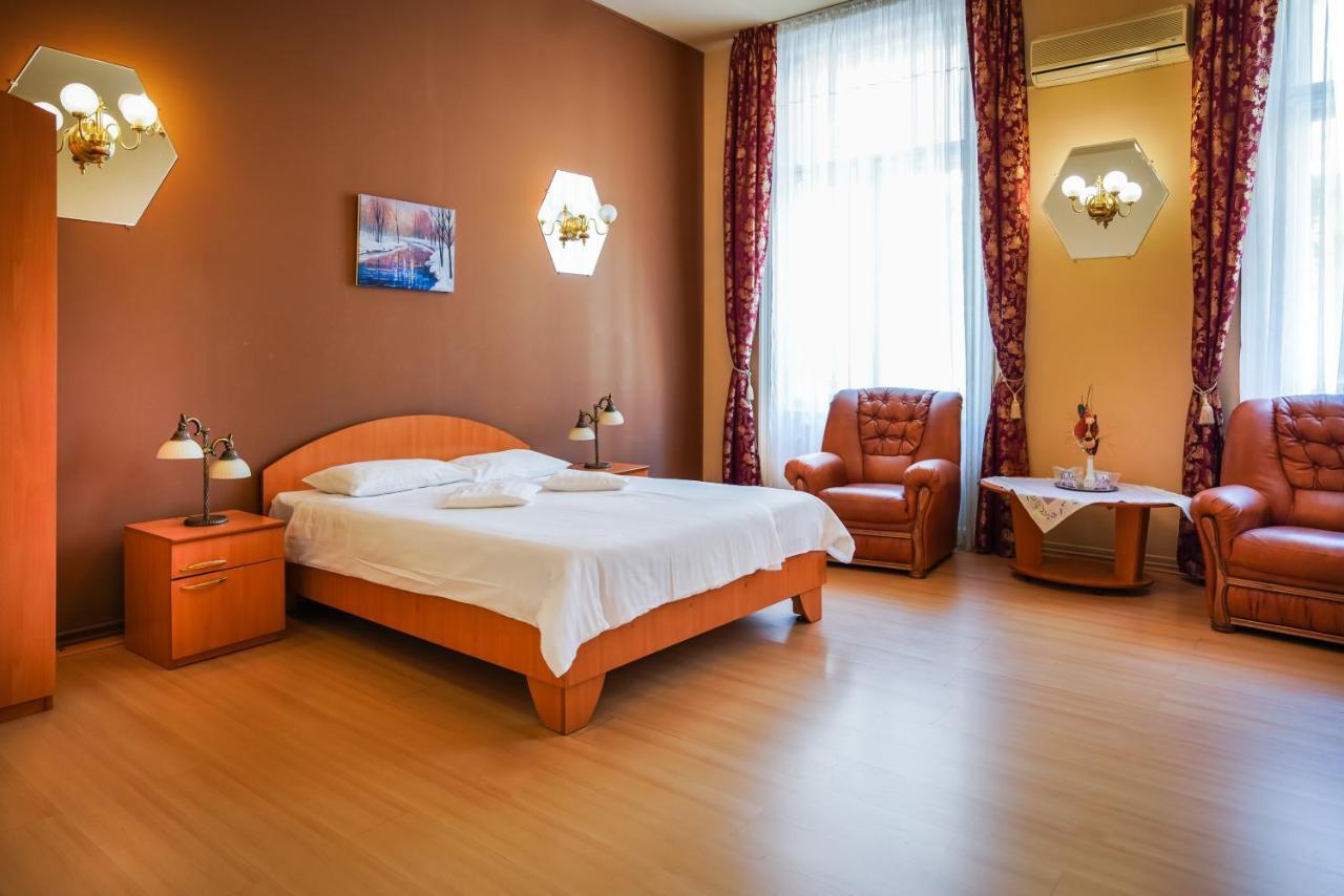 Hotel Agape Kluż-Napoka Zewnętrze zdjęcie